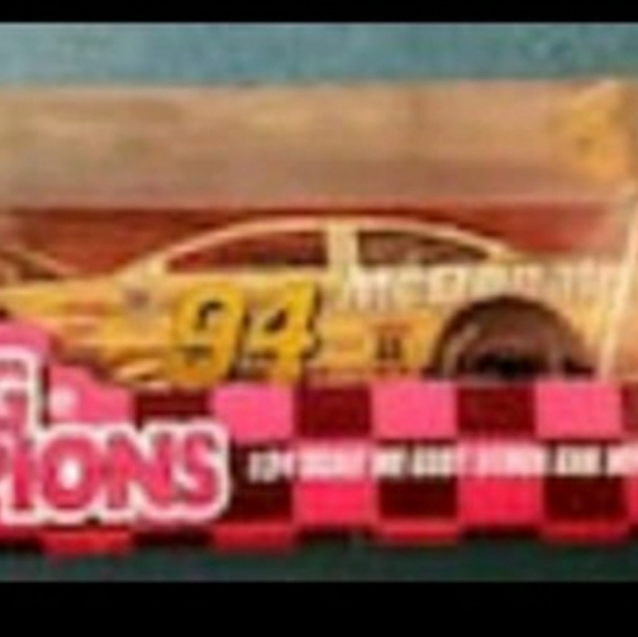 🎄🍍 Die Cast Nascar - Picture 4 of 4